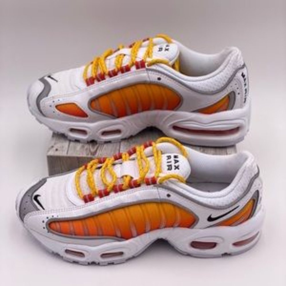 Nike Air Max Tailwind IV